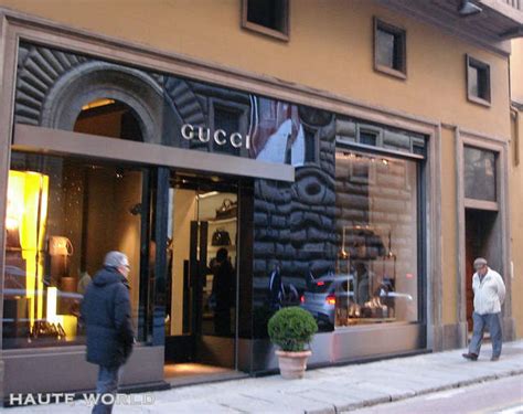 italy gucci outlet|is the gucci outlet cheaper.